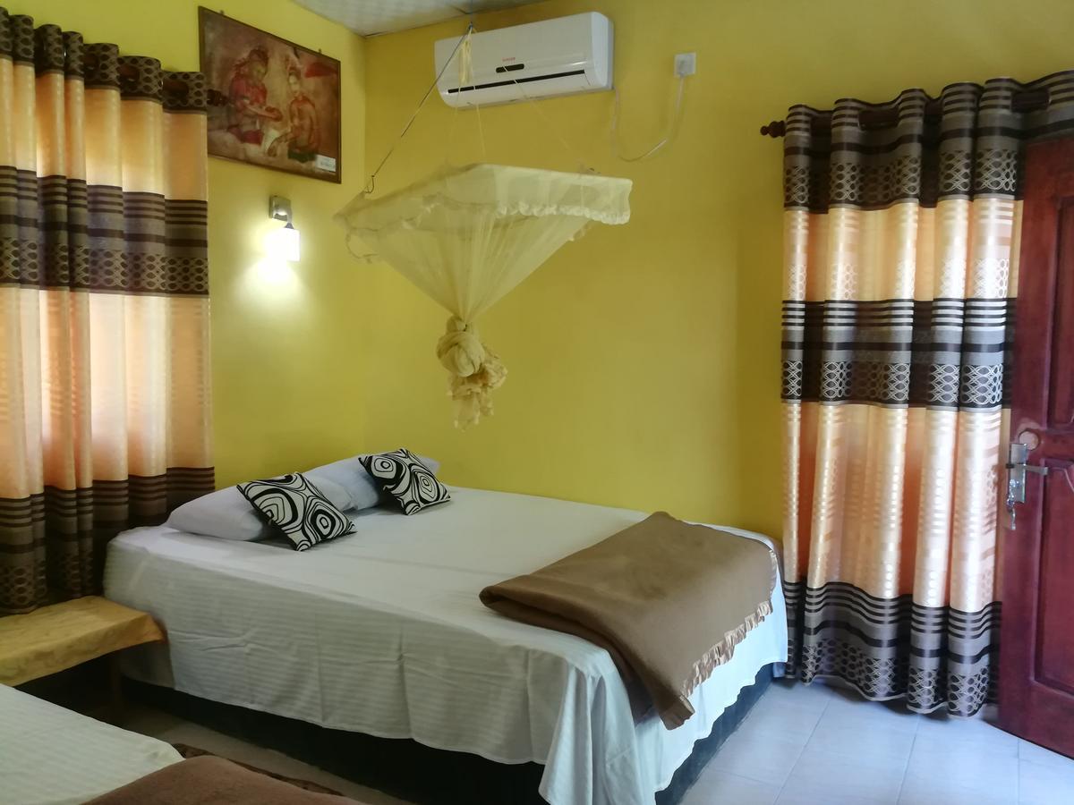 The Nilmini Lodge Sigiriya Exterior photo